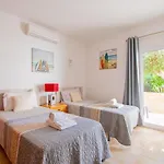 99 Adm Casa Mendes - Fabulous Townhouse בית נופש קארבואירו