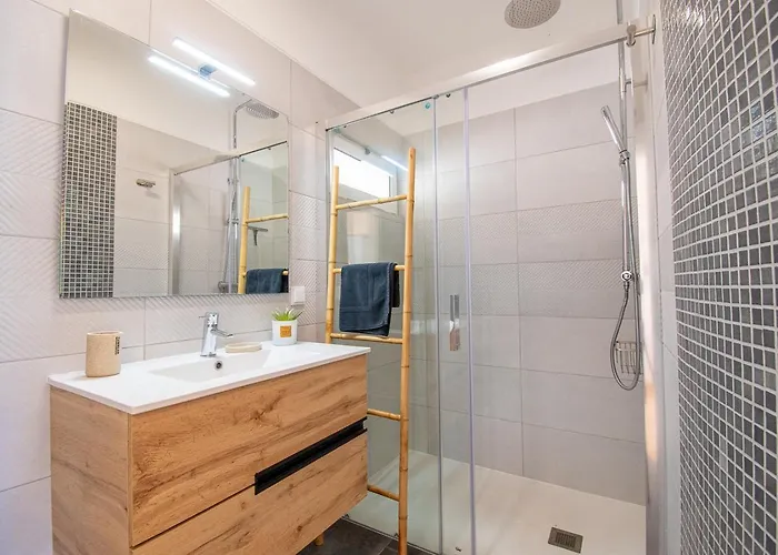 99 Adm Casa Mendes - Fabulous Townhouse 度假居 *