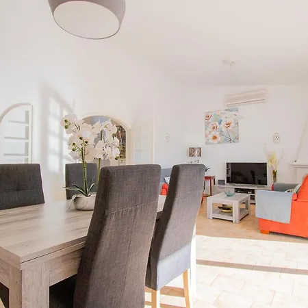 Tatil Evi 99 Adm Casa Mendes - Fabulous Townhouse *