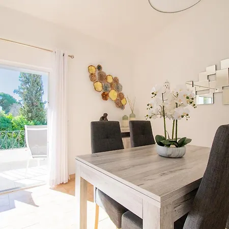 99 Adm Casa Mendes - Fabulous Townhouse Tatil Evi